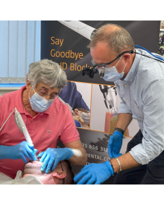 Dr Andrew Prynne delivering QuickSleeper5 Intraosseous Anaesthesia Workshop